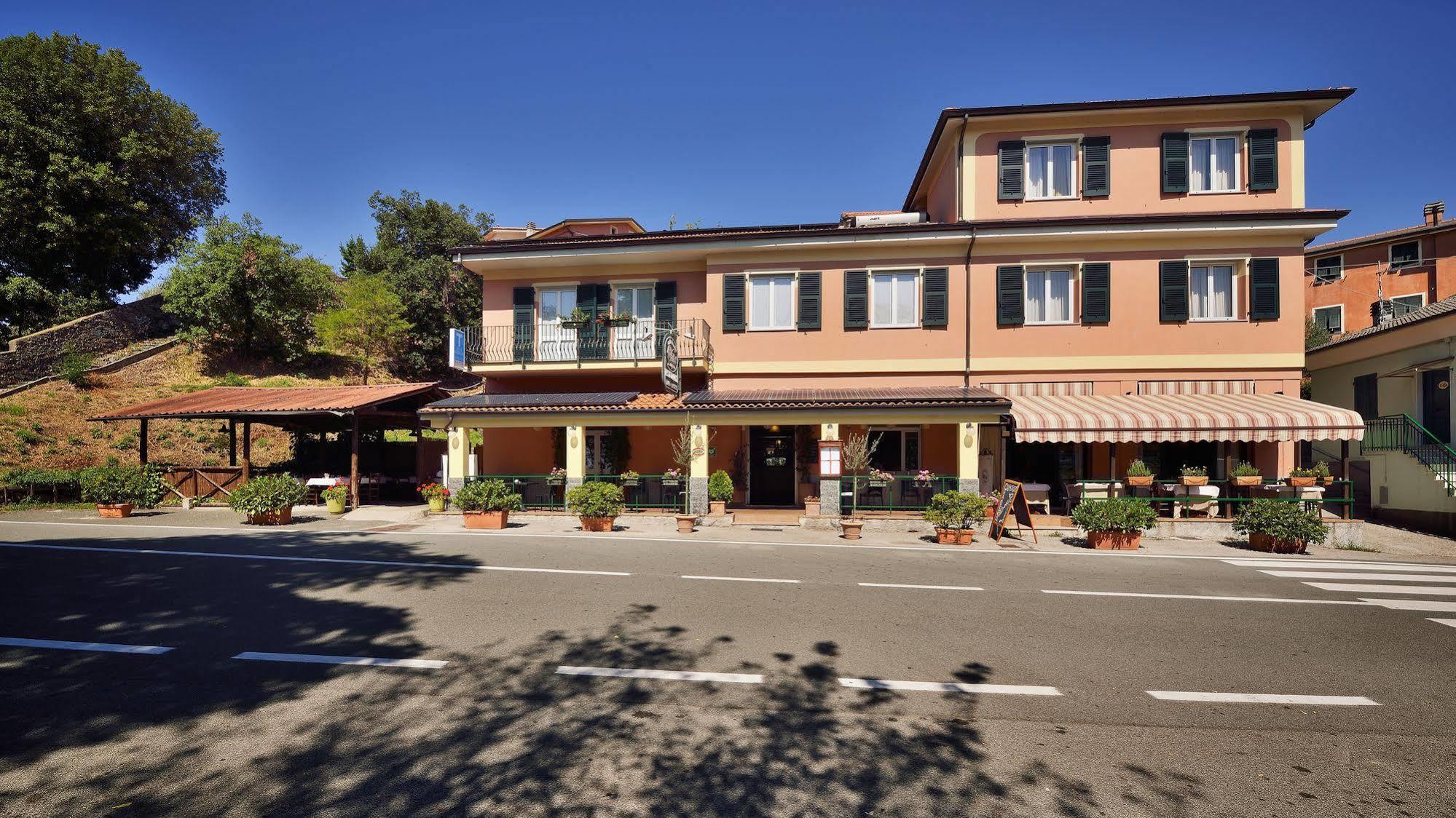Antica Locanda Luigina Mattarana エクステリア 写真